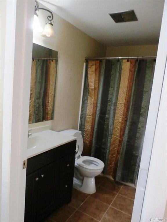 4312 15 Mile Road Sterling Heights, MI 48310 - Photo 16 of 24