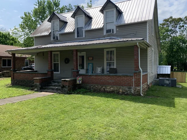 $166,000 | 121 College Street, Jasper, TN 37347