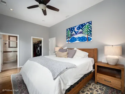 $575,000 | 1719 North Western Avenue, Unit 2, Chicago, IL 60647