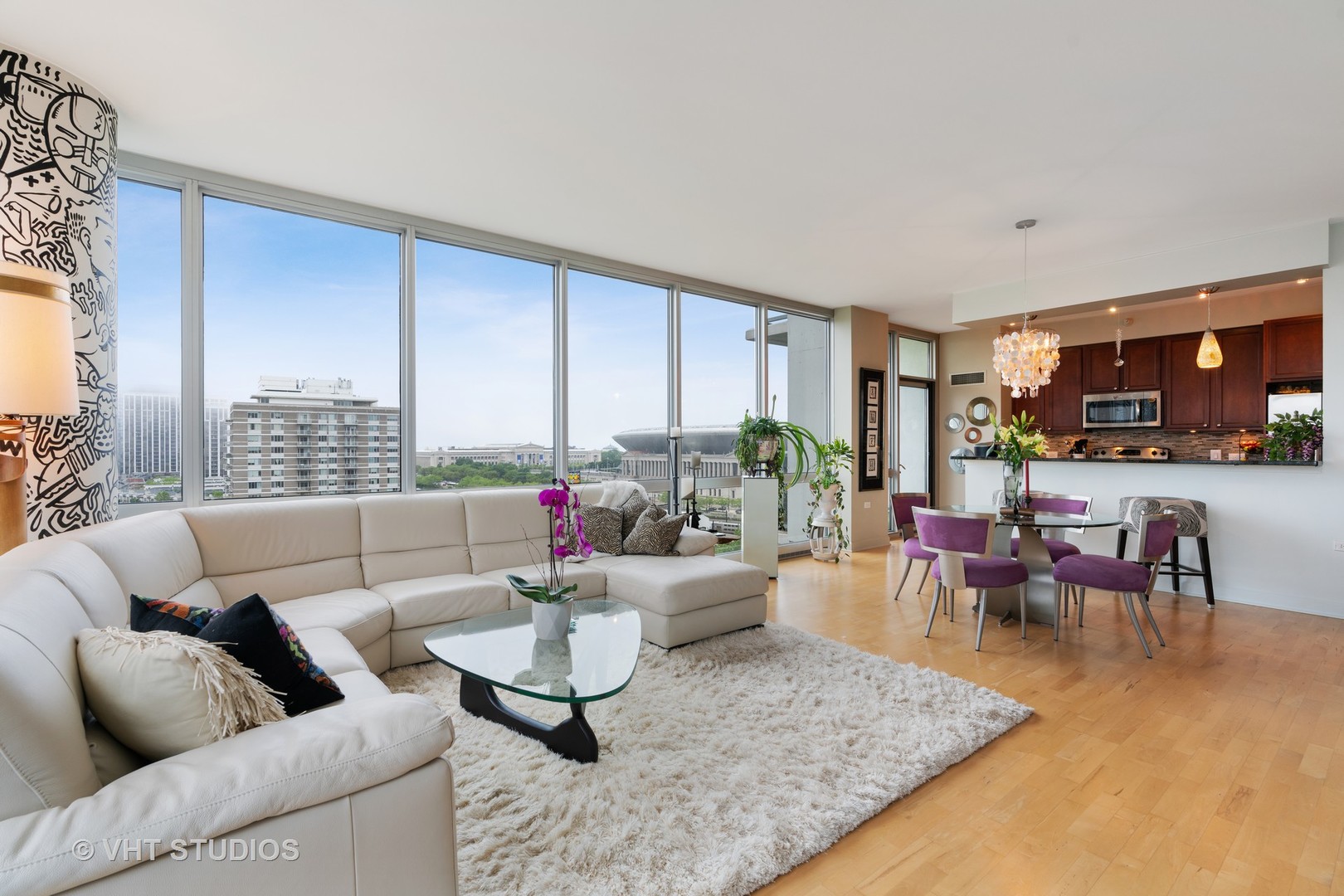 1629 South Prairie Avenue, Unit 1111 Chicago, IL 60616 - Photo 5 of 13 a living room with furniture and a large window