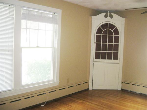 36 Ridge Road Revere, MA 02151 - Photo 2 of 5
