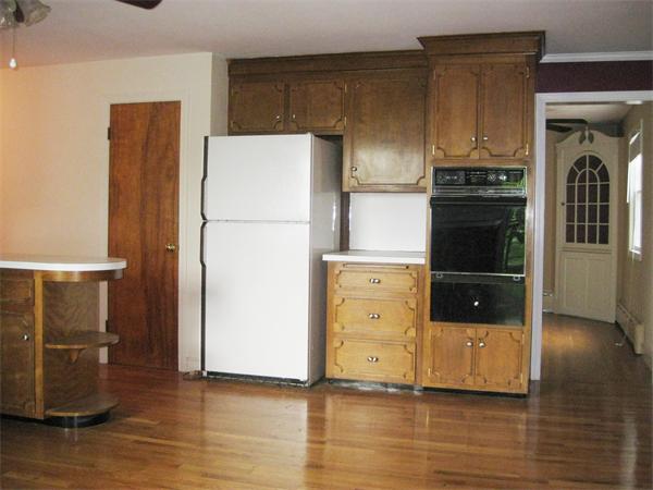 36 Ridge Road Revere, MA 02151 - Photo 4 of 5