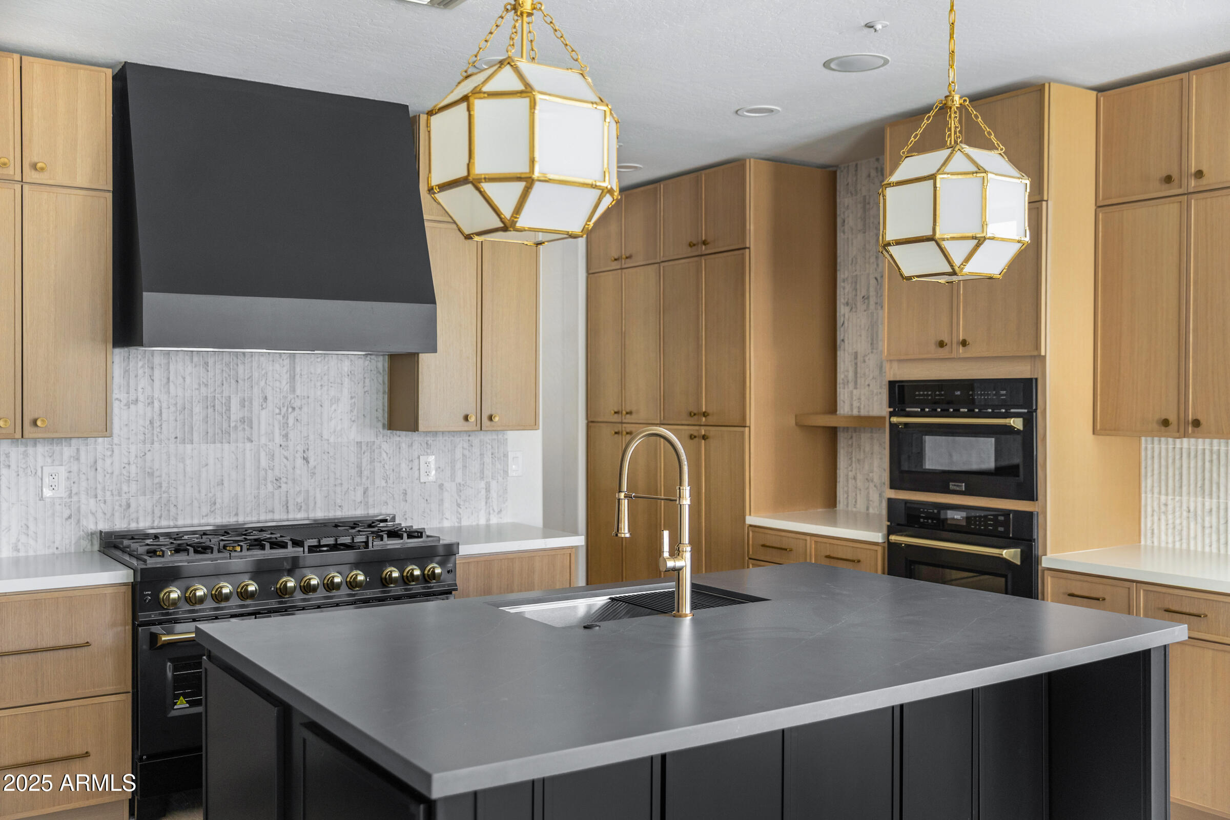 3102 East Agritopia Loop North Gilbert, AZ 85296 - Photo 8 of 75 3102 East Agritopia Loop N-6