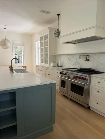 $7,900 | 2424 Summerwood Court, Dunedin, FL 34698