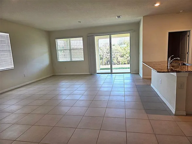 $2,500 | 3908 Mossy Limb Court, Palmetto, FL 34221