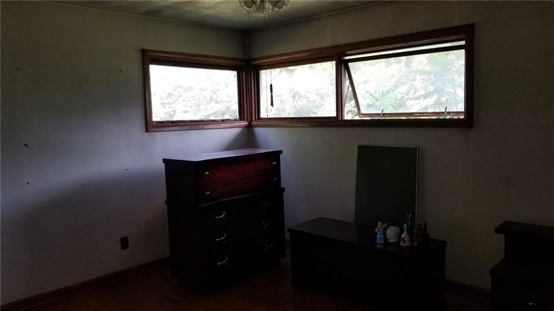1400 Reissing Road McDonald, PA 15057 - Photo 6 of 10 Gallery Image 6