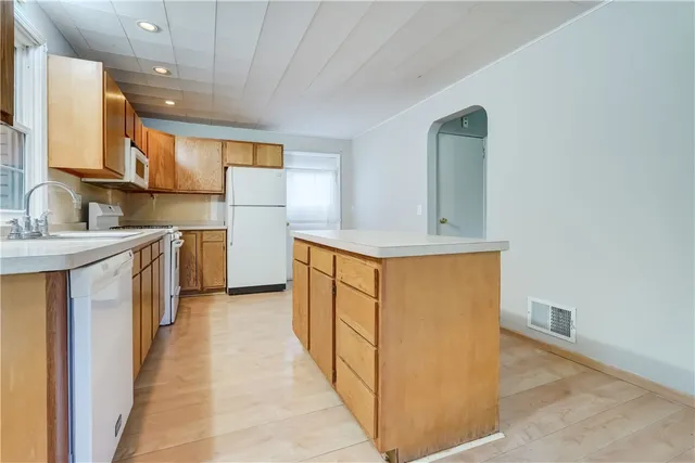 $1,600 | 4539 Dewey Avenue, Greece, NY 14612