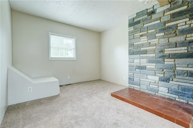 $1,600 | 4539 Dewey Avenue, Greece, NY 14612