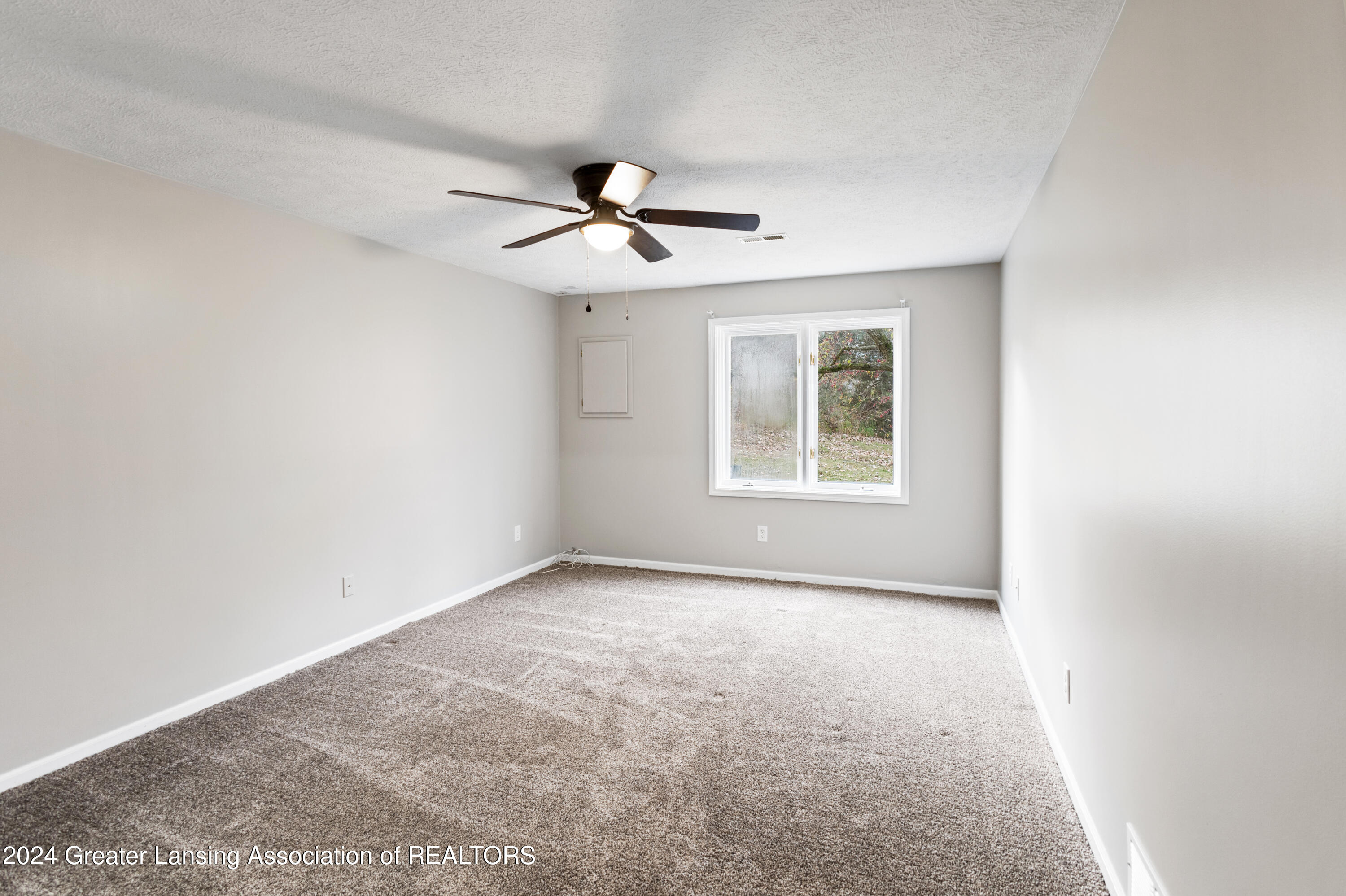6727 Spring Tree Lane Lansing, MI 48917 - Photo 36 of 50 IMG_7976