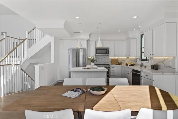 $1,945,000 | 2114 Carnegie Lane, Unit C, Redondo Beach, CA 90278
