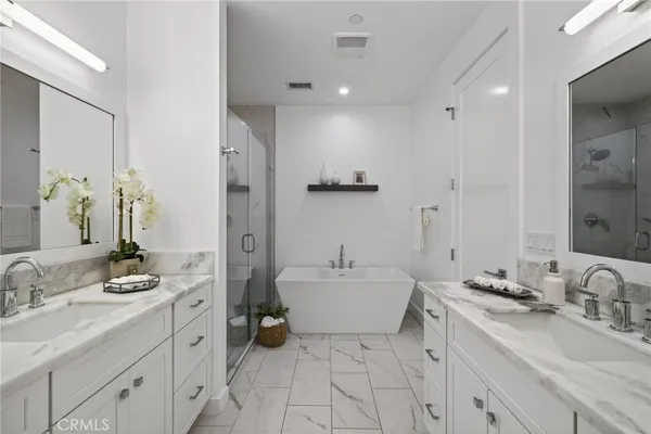 $1,945,000 | 2114 Carnegie Lane, Unit C, Redondo Beach, CA 90278