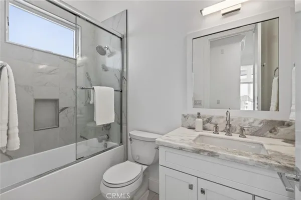 $1,945,000 | 2114 Carnegie Lane, Unit C, Redondo Beach, CA 90278