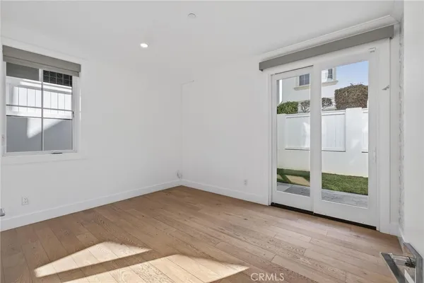 $1,945,000 | 2114 Carnegie Lane, Unit C, Redondo Beach, CA 90278