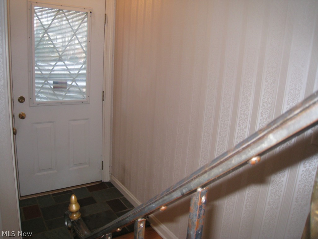 1250 Brainard Road Lyndhurst, OH 44124 - Photo 2 of 20 Foyer entry with slate floor and guest closet.