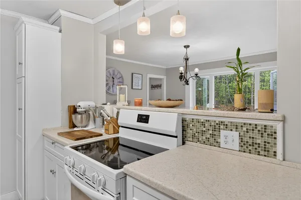 $395,000 | 6 North Road, Foster, RI 02825