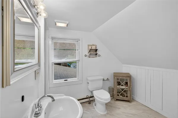 $395,000 | 6 North Road, Foster, RI 02825