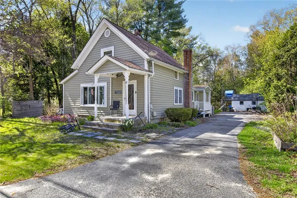 $395,000 | 6 North Road, Foster, RI 02825
