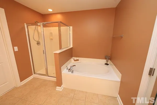 $2,295 | 507 Bartlett Circle, Hillsborough, NC 27278