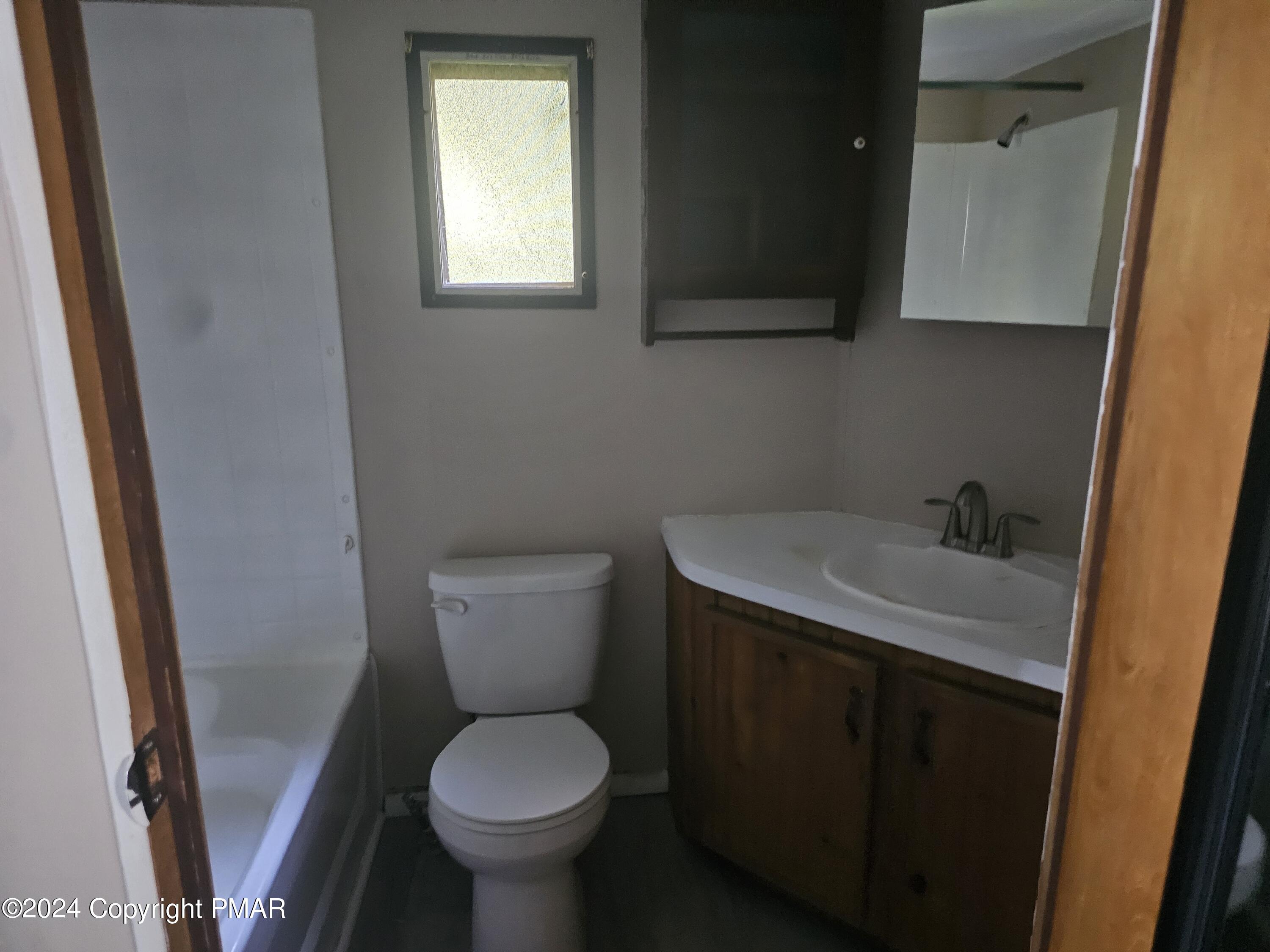 233 Aspen Road Stroudsburg, PA 18360 - Photo 15 of 19 20240905_134700
