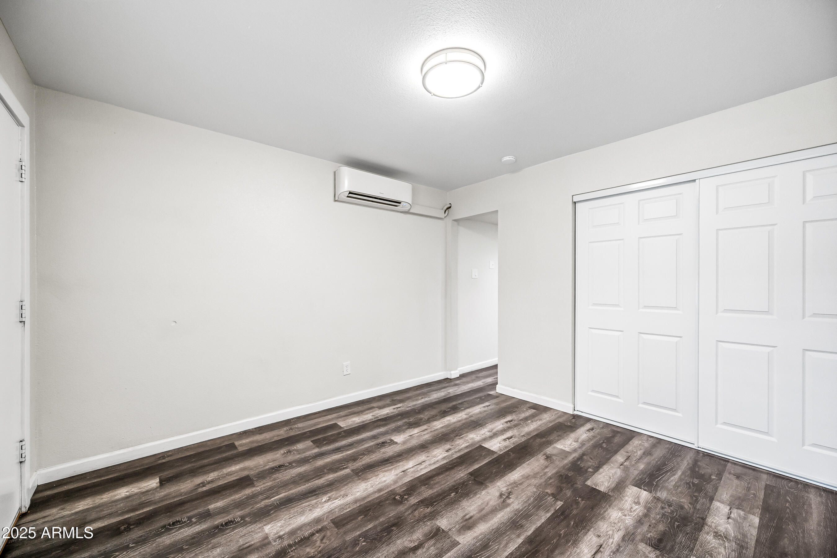 3025 North 32nd Street, Unit 10 Phoenix, AZ 85018 - Photo 5 of 21 a view of room