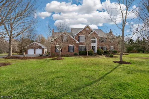 $829,900 | 34 Saddle Ridge Road, Andover, NJ 07821