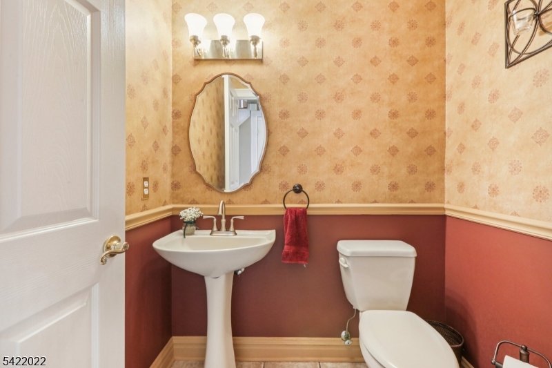 34 Saddle Ridge Road Andover, NJ 07821 - Photo 19 of 47