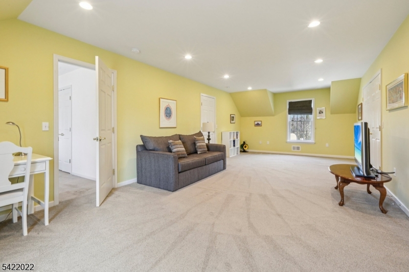 34 Saddle Ridge Road Andover, NJ 07821 - Photo 32 of 47