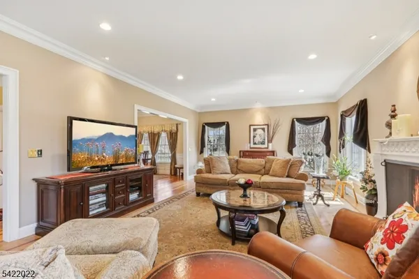 $829,900 | 34 Saddle Ridge Road, Andover, NJ 07821