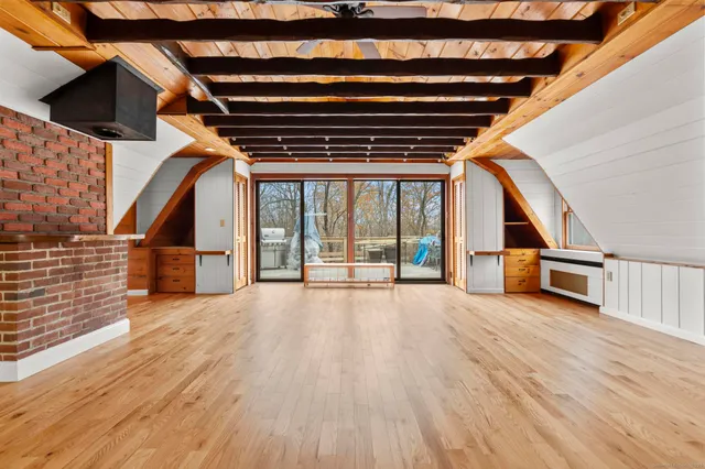 $3,795 | 182 Guinea Road, Stamford, CT 06903