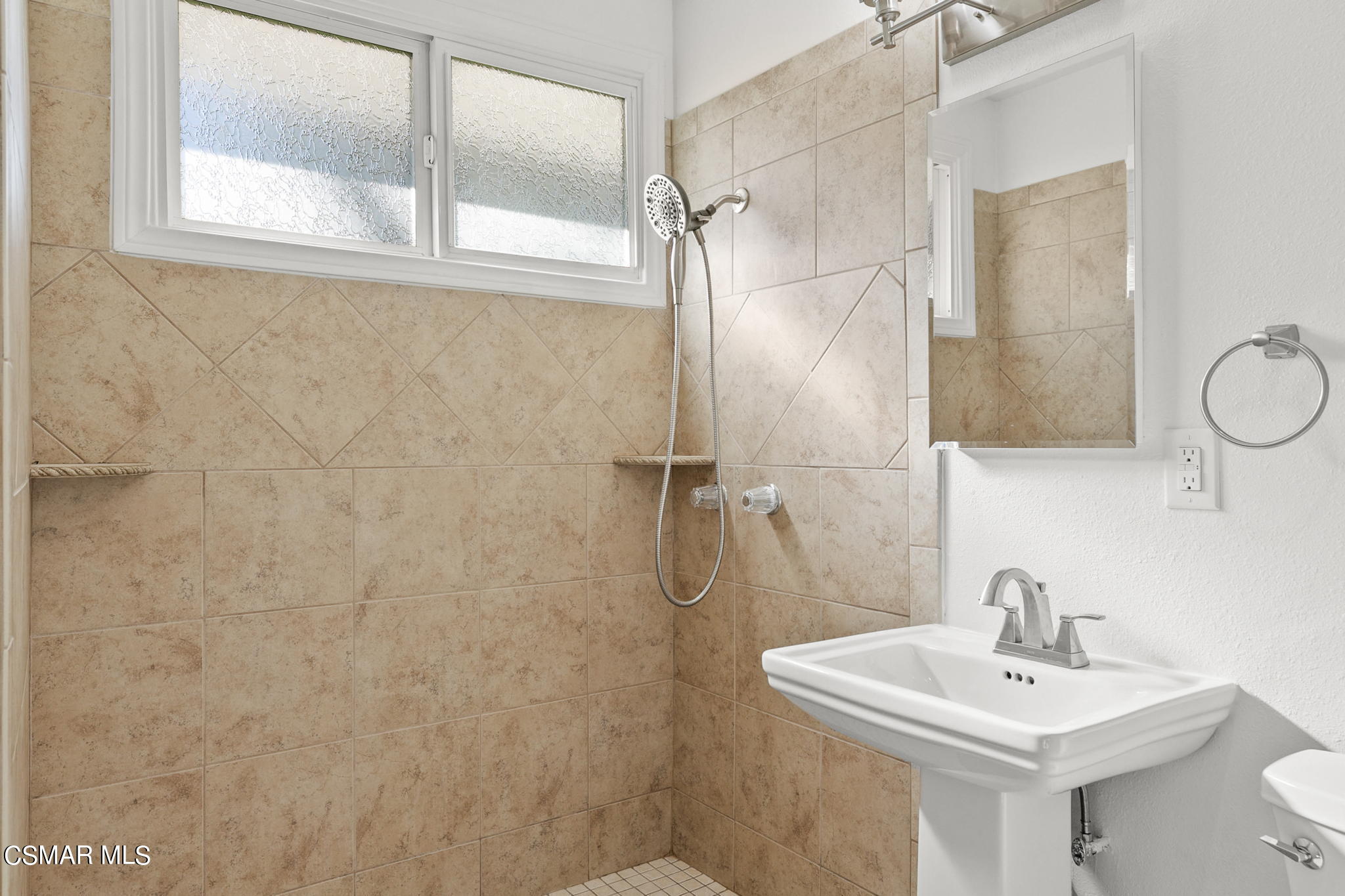 4220 Eileen Street Simi Valley, CA 93063 - Photo 15 of 23 15