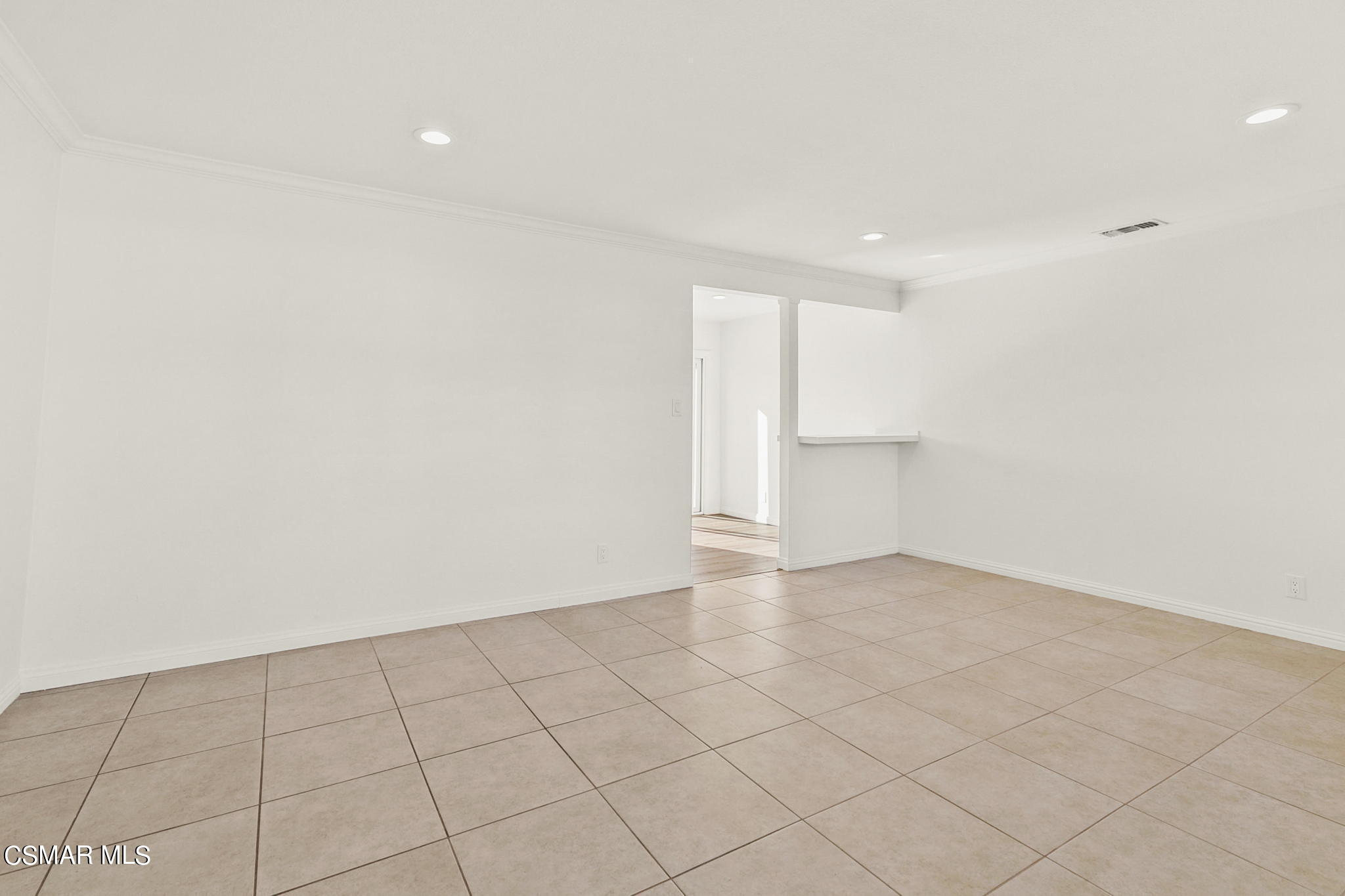 4220 Eileen Street Simi Valley, CA 93063 - Photo 7 of 23 7