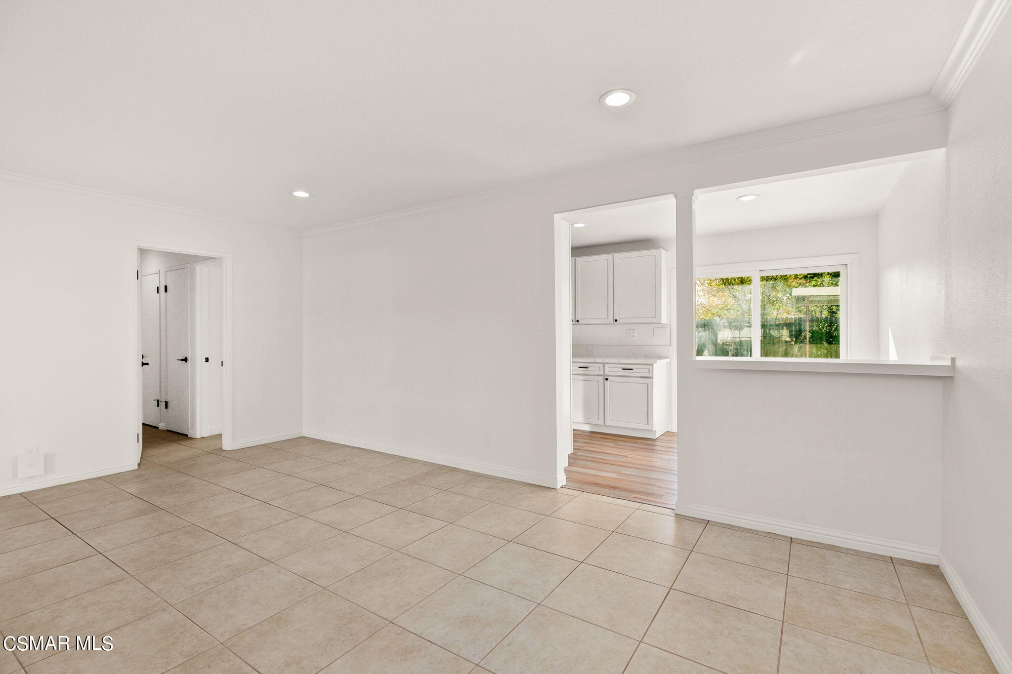 4220 Eileen Street Simi Valley, CA 93063 - Photo 8 of 23 8