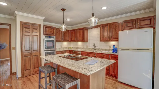 $349,900 | 205 Donegal Way, Unit 205, Bristol, TN 37620