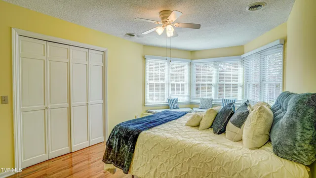 $349,900 | 205 Donegal Way, Unit 205, Bristol, TN 37620