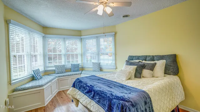 $349,900 | 205 Donegal Way, Unit 205, Bristol, TN 37620