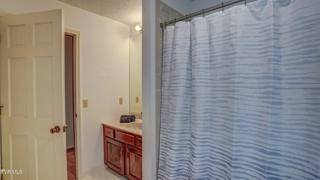 $349,900 | 205 Donegal Way, Unit 205, Bristol, TN 37620