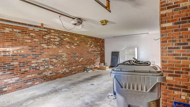 $349,900 | 205 Donegal Way, Unit 205, Bristol, TN 37620