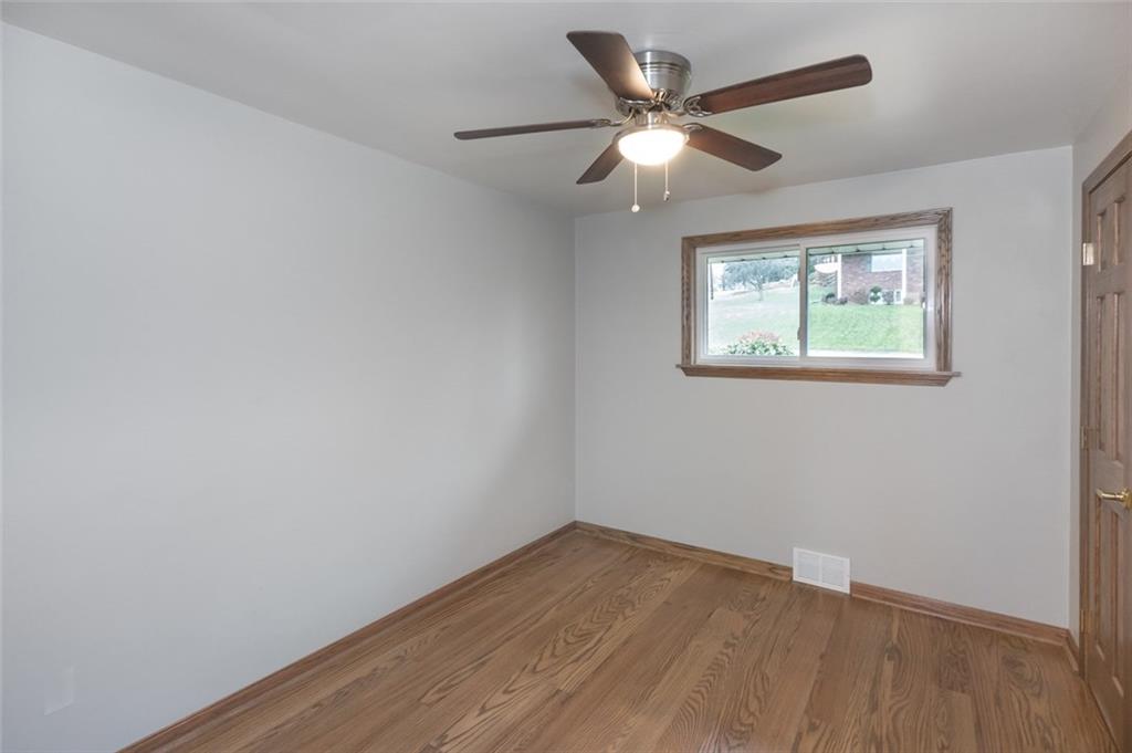 75 Norfolk Drive McKees Rocks, PA 15136 - Photo 14 of 25 Gallery Image 14