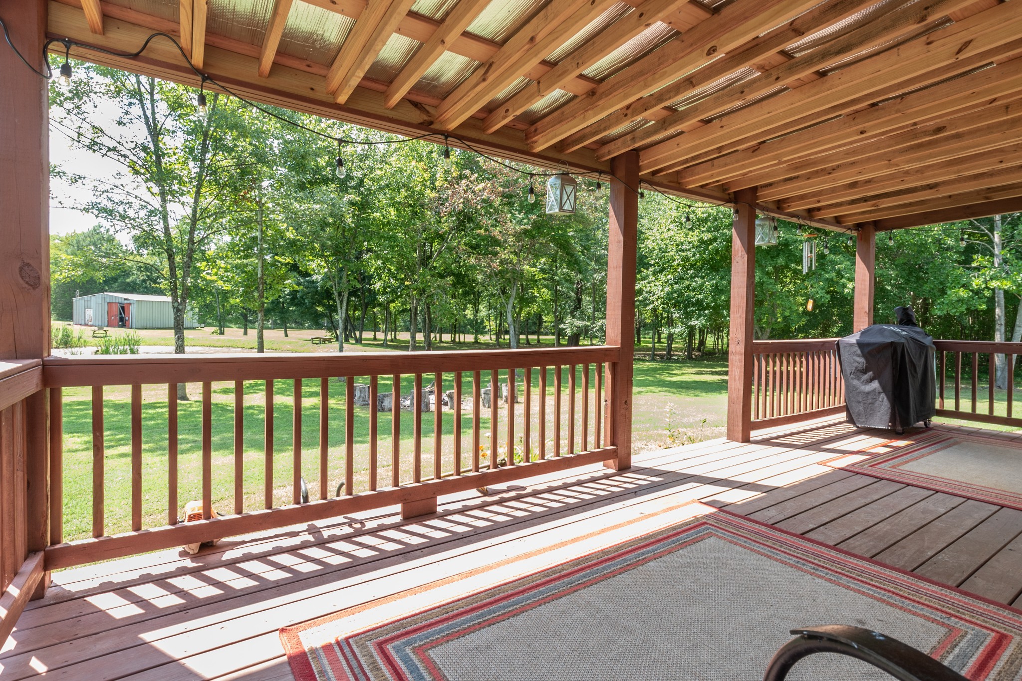502 Airport Road Portland, TN 37148 - Photo 23 of 30 a balcony with wooden floor