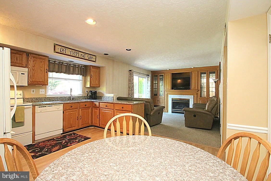 1422 Redfield Road Bel Air, MD 21015 - Photo 14 of 30 Kitchen