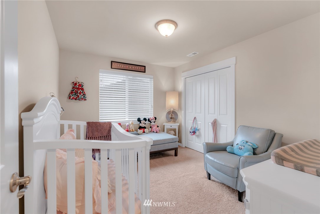 801 Mount Baker Place Northeast Renton, WA 98059 - Photo 16 of 21 Gallery Image 16