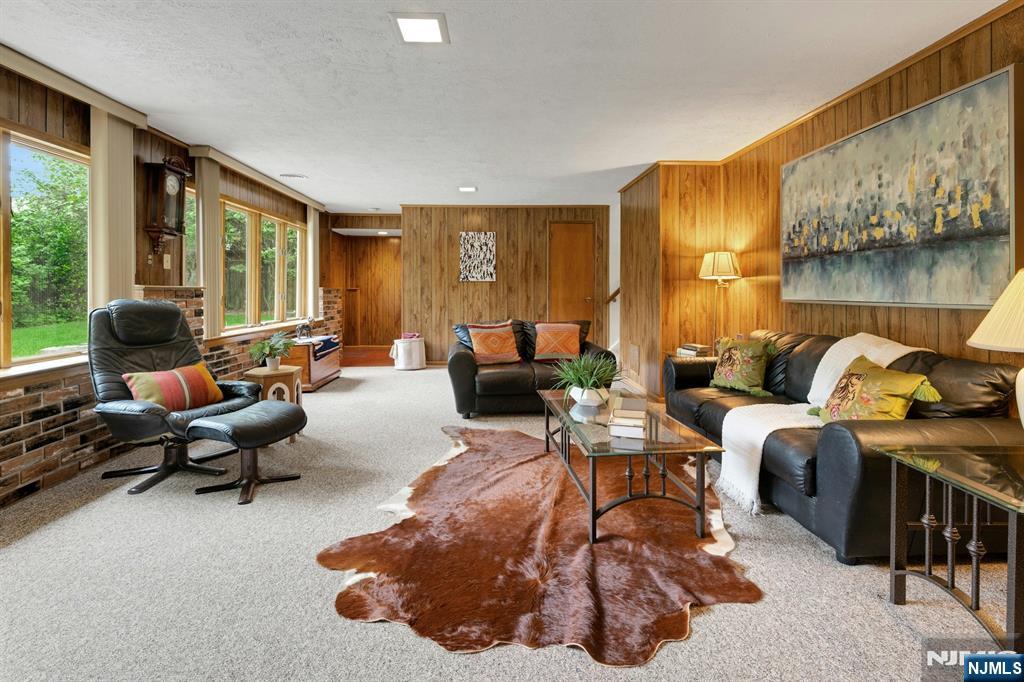 205 Haddenfield Road Clifton, NJ 07013 - Photo 23 of 29