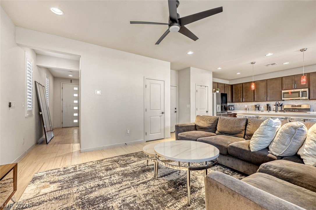 9702 Sapphire Rim Avenue Las Vegas, NV 89148 - Photo 6 of 28