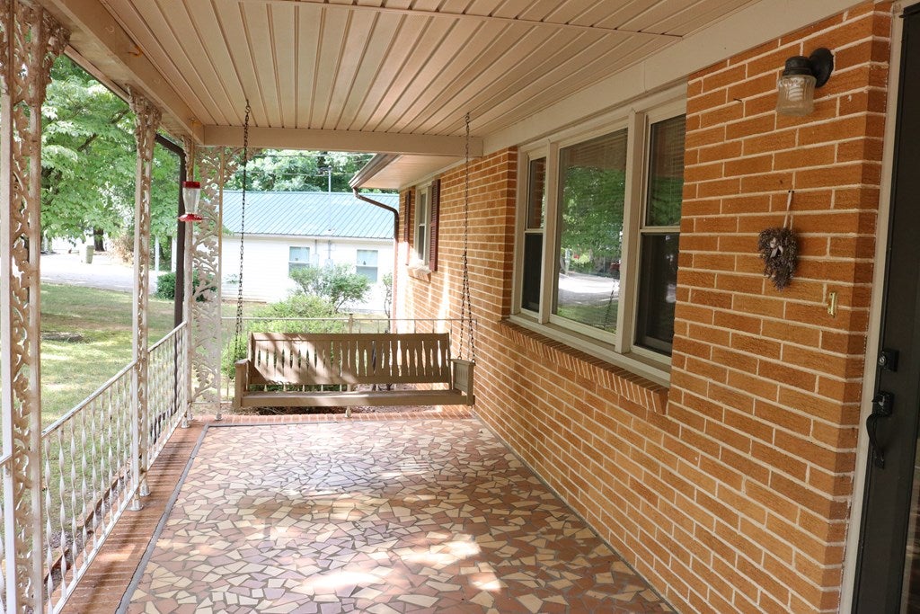 1317 West Osborn Road Farmville, VA 23901 - Photo 3 of 24 Gallery Image 3