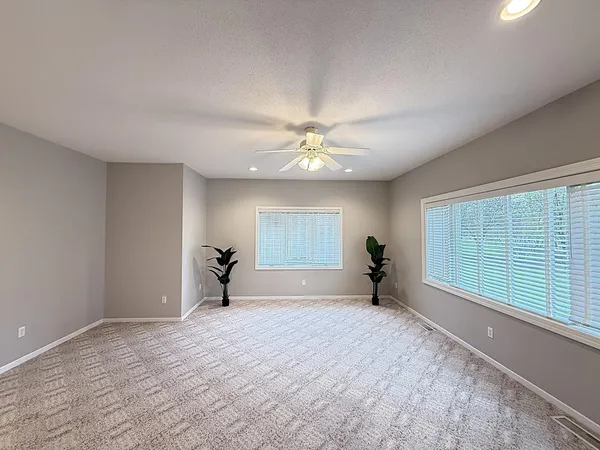 $469,000 | 304 Lynsee Lane, Montevideo, MN 56265