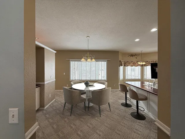 $475,000 | 304 Lynsee Lane, Montevideo, MN 56265