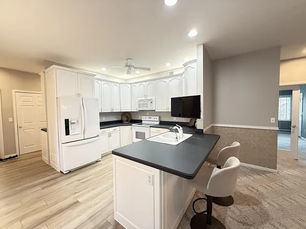 $469,000 | 304 Lynsee Lane, Montevideo, MN 56265