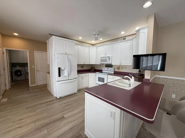 $469,000 | 304 Lynsee Lane, Montevideo, MN 56265