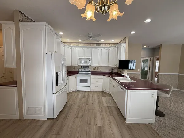 $469,000 | 304 Lynsee Lane, Montevideo, MN 56265