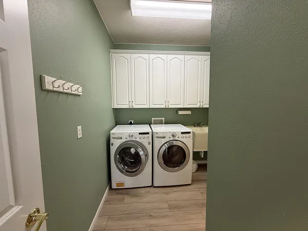 $469,000 | 304 Lynsee Lane, Montevideo, MN 56265